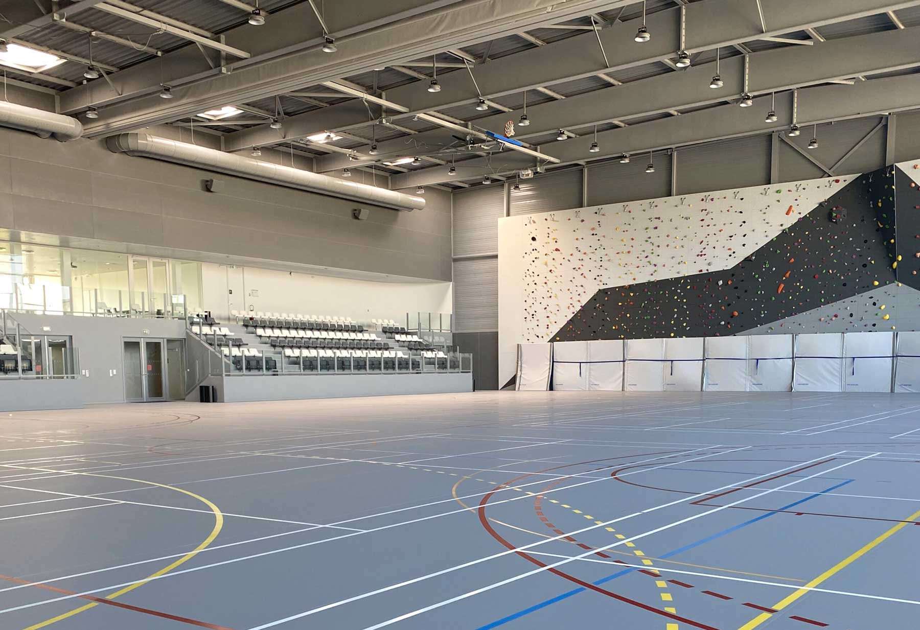 Halle des Sports La Minais (SainteLucesurLoire) NLX Next